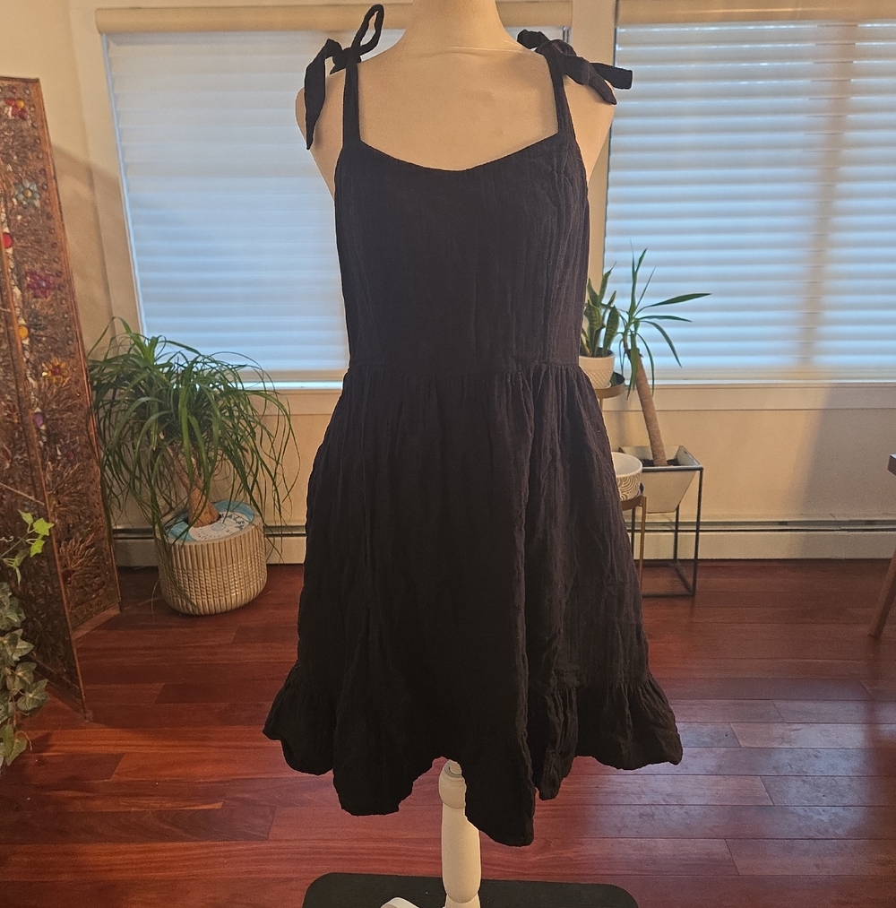 Cotton Guazy Smocked Ruffled Pockets Sundress Black Tie Back Shoulder Small